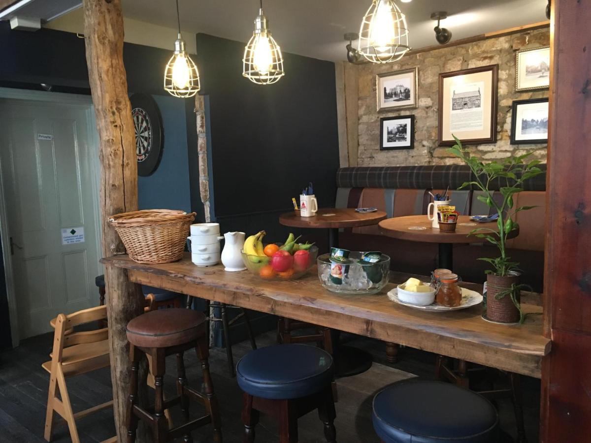 Bed and Breakfast Phelips Arms Montacute Экстерьер фото