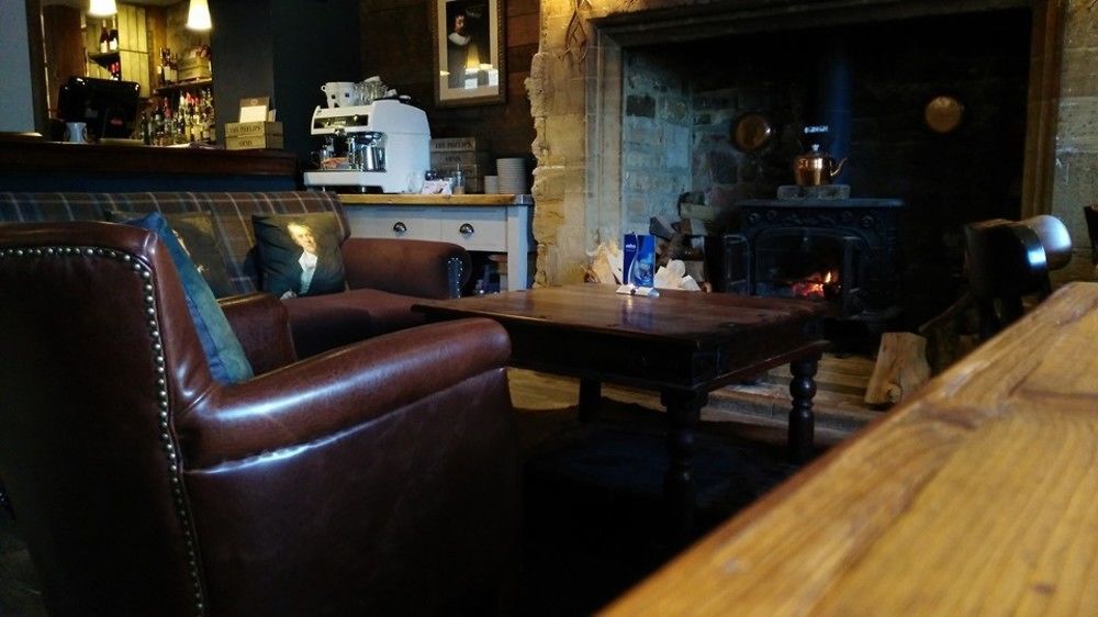 Bed and Breakfast Phelips Arms Montacute Экстерьер фото